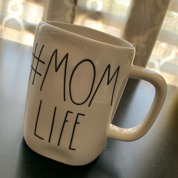 Other - Rae Dunn #MOM LIFE Mug Other - Rae Dunn #MOM LIFE Mug